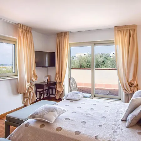 Ferienhaus Amazing With Pool Nocera Terinese