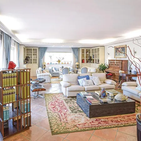 Casa vacanze Amazing With Pool Nocera Terinese