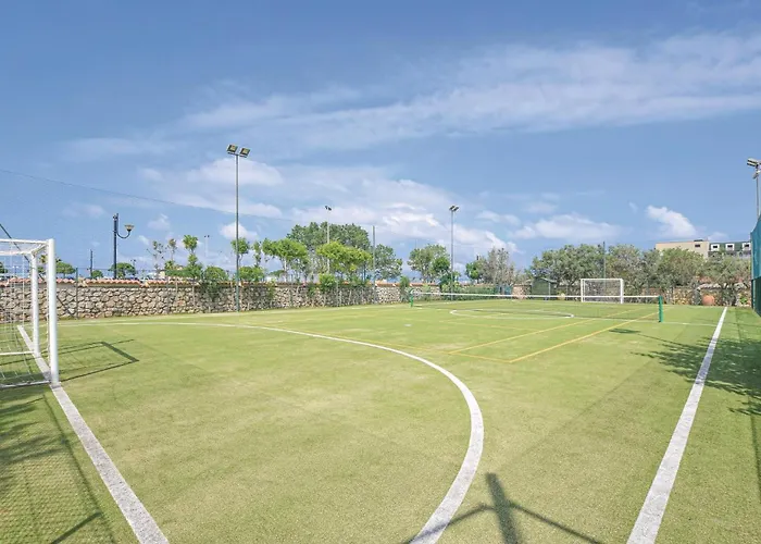 Hébergement de vacances Amazing With Pool *